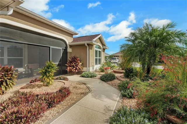 $750,000 | 1967 Carmalt Lane, The Villages, FL 34762
