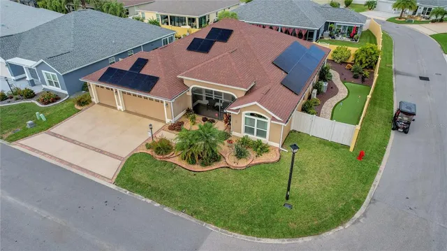 $750,000 | 1967 Carmalt Lane, The Villages, FL 34762