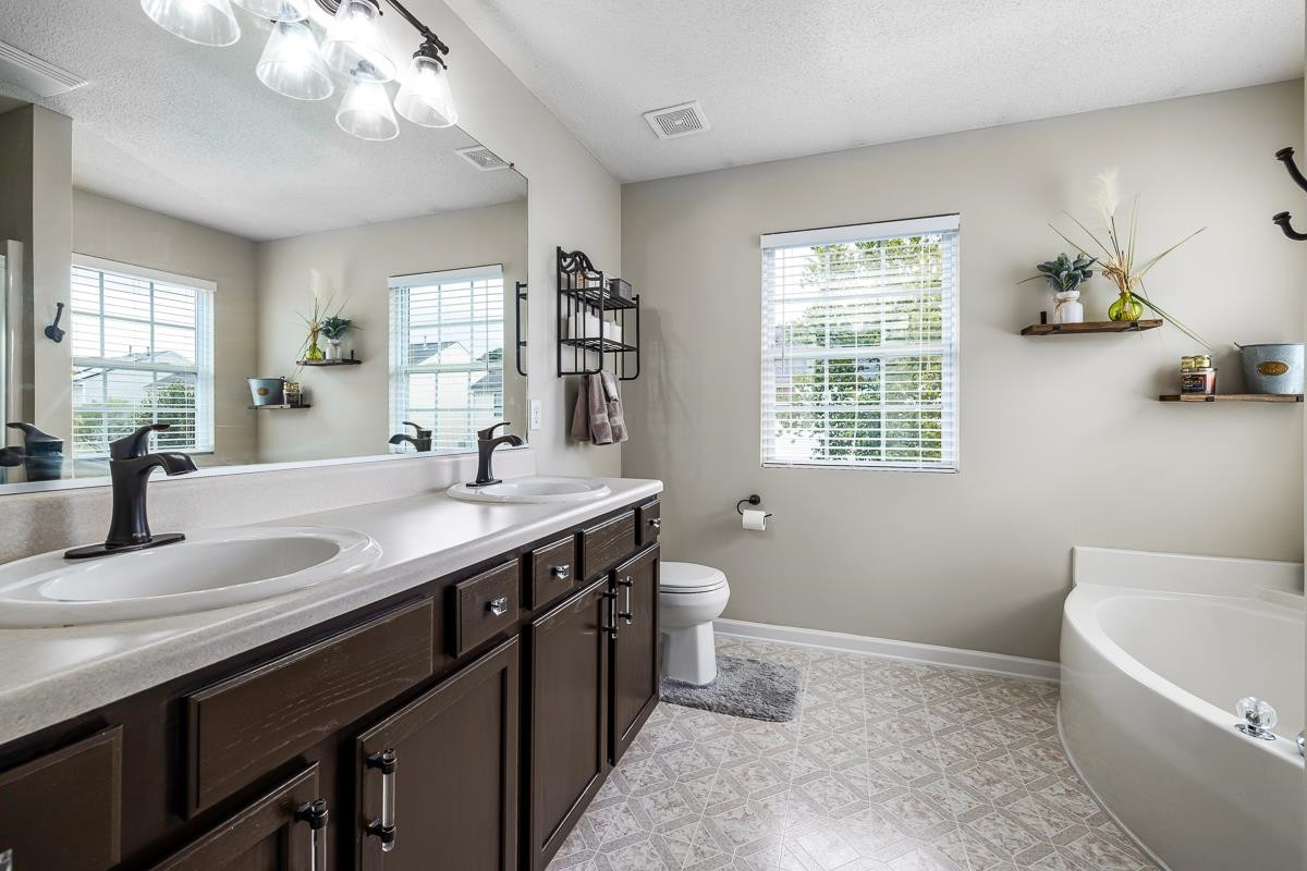 4340 Snowcrest Lane Raleigh, NC 27616 - Photo 32 of 42 Dual Vanities