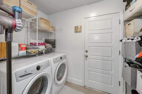 $375,000 | 484 West Balsam Lane, Clovis, CA 93611