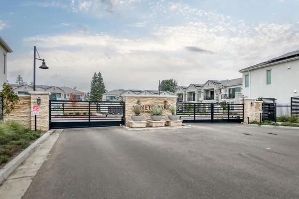 $375,000 | 484 West Balsam Lane, Clovis, CA 93611