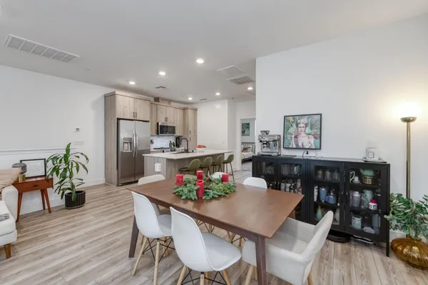 $375,000 | 484 West Balsam Lane, Clovis, CA 93611