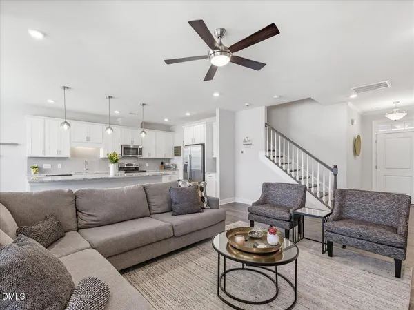 $425,000 | 1502 Farm Pond Trail, Durham, NC 27703