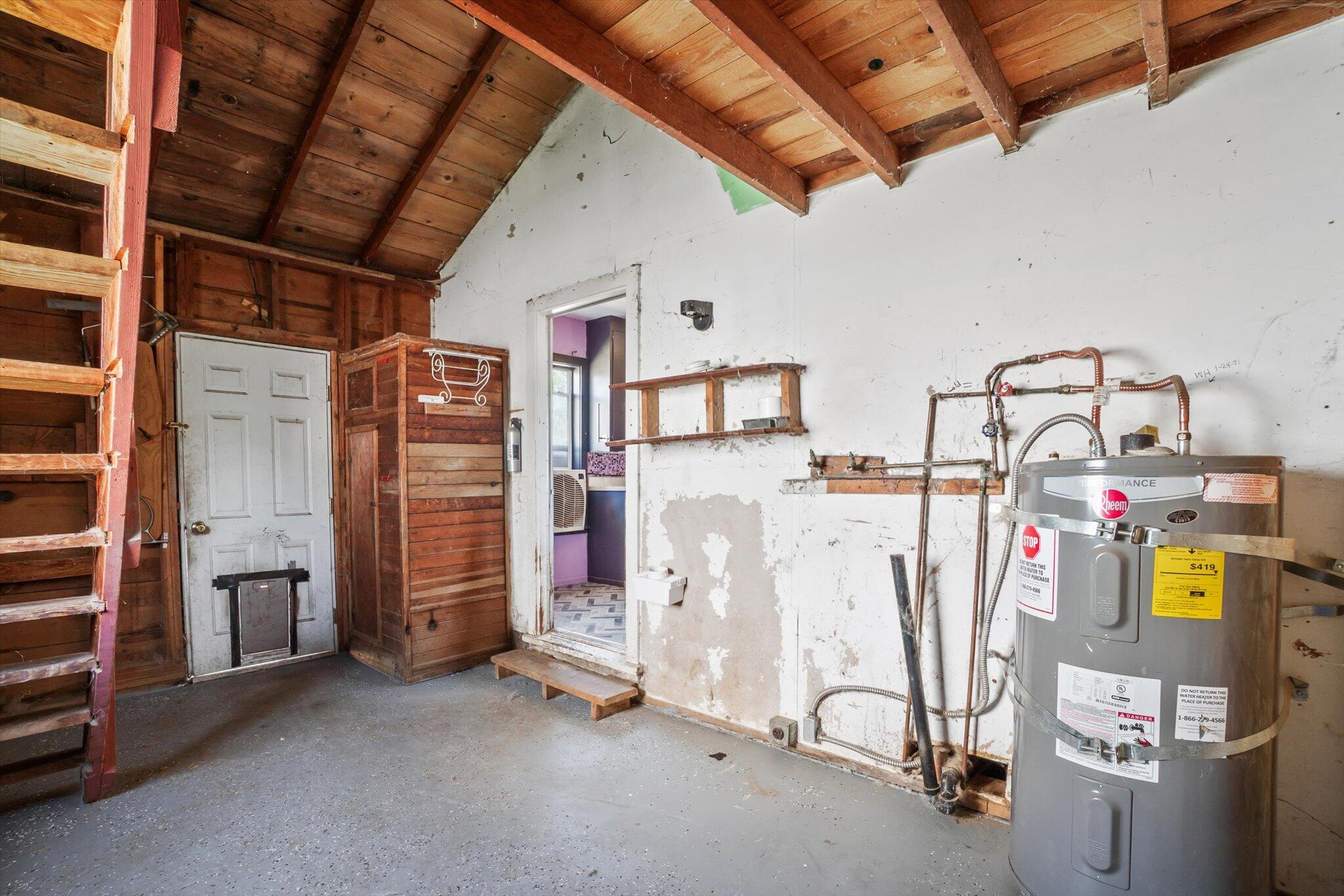 1450 Bulkeley Street Red Bluff, CA 96080 - Photo 14 of 21 a view of gym