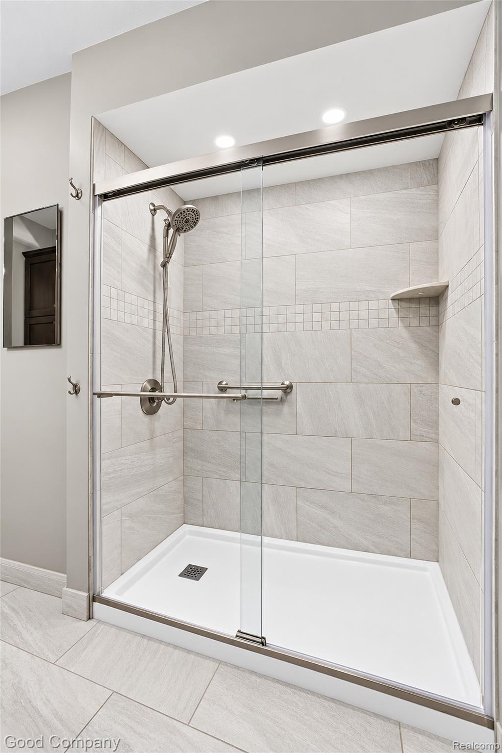 1115 Torpey Road Troy, MI 48083 - Photo 17 of 79 I41.jpg
