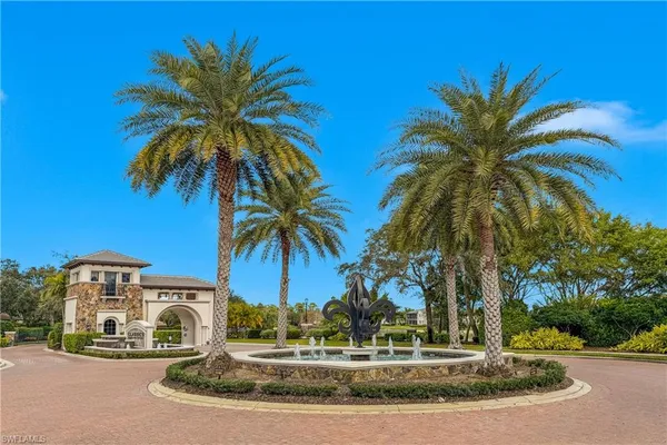 $2,050,000 | 7420 Byrons Way, Naples, FL 34113