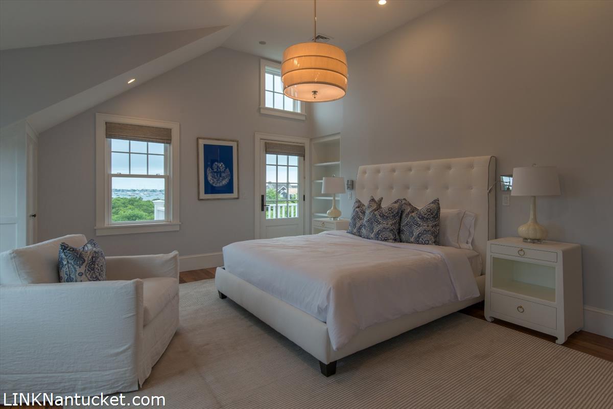 10 Monomoy Creek Road Nantucket, MA 02554 - Photo 18 of 36 Gallery Image 18
