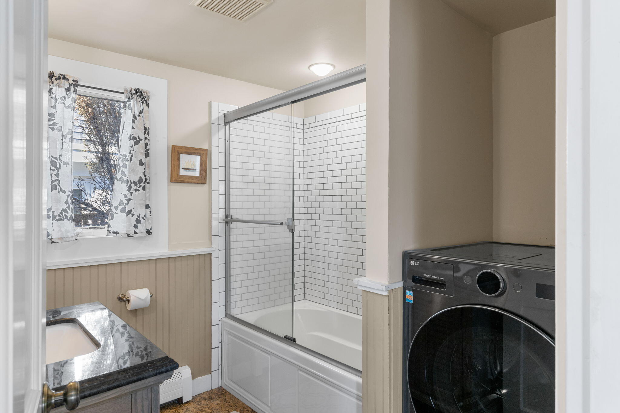 52 Creek Road, Unit 1 Provincetown, MA 02657 - Photo 13 of 21 37-web-or-mls-52-creek-rd-1