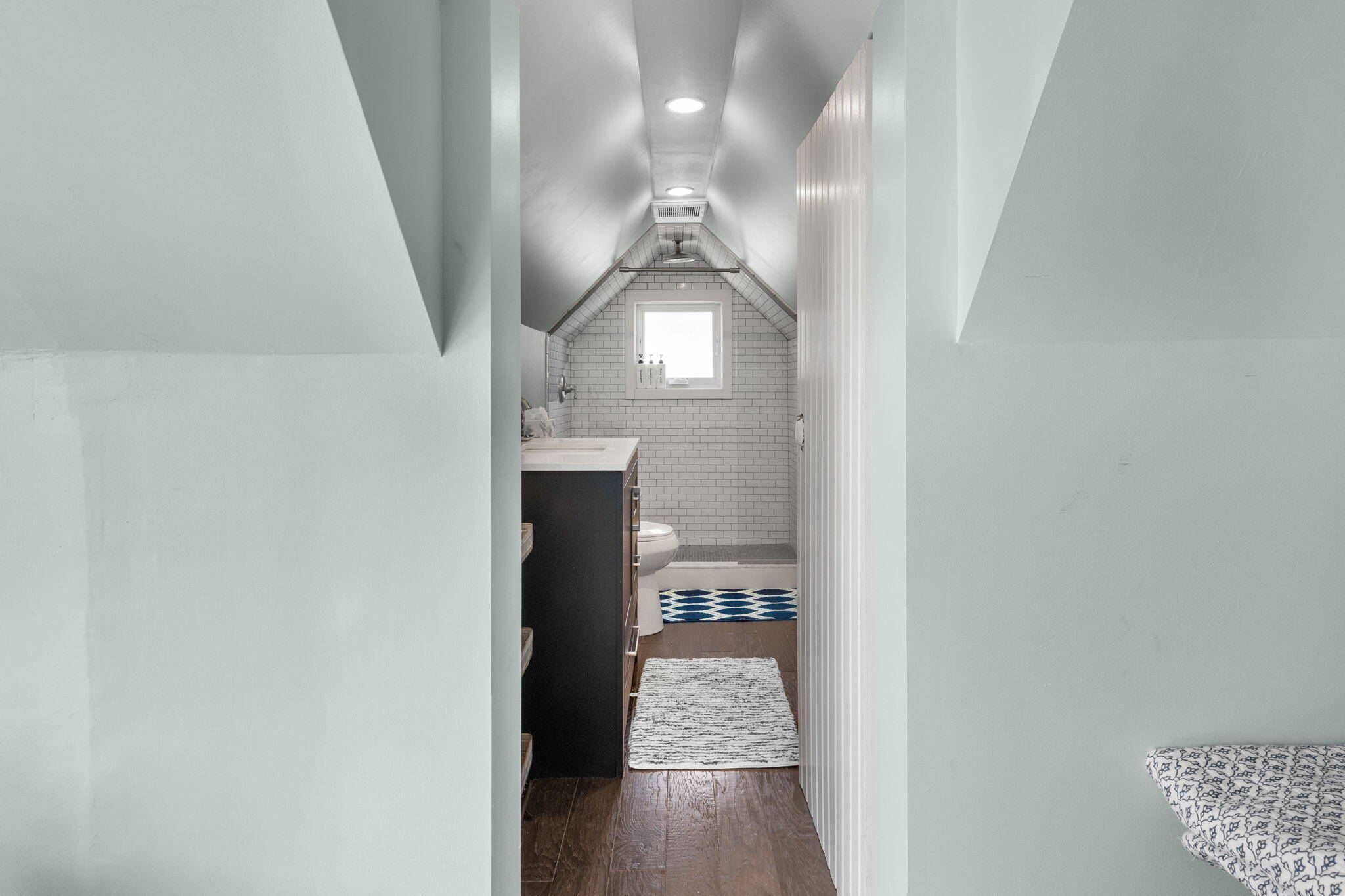 52 Creek Road, Unit 1 Provincetown, MA 02657 - Photo 17 of 21 40-web-or-mls-52-creek-rd-3