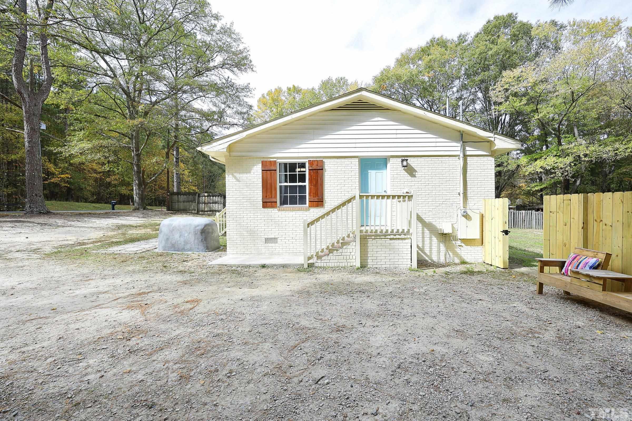 924 Currin Perry Road Zebulon, NC 27597 - Photo 14 of 40 Gallery Image 14
