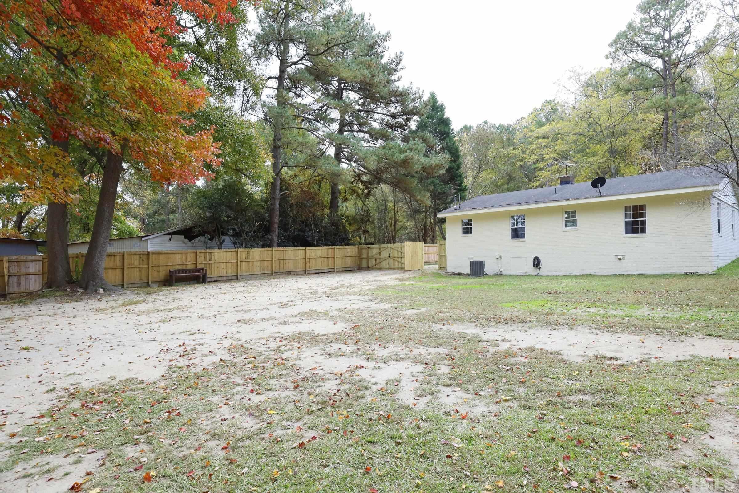 924 Currin Perry Road Zebulon, NC 27597 - Photo 32 of 40 Gallery Image 32