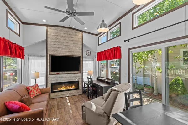 $215,000 | 110 Oxbow Drive, Thayne, WY 83127