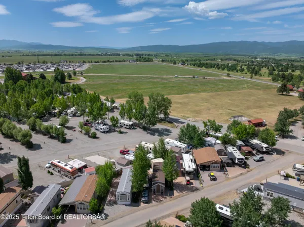$215,000 | 110 Oxbow Drive, Thayne, WY 83127