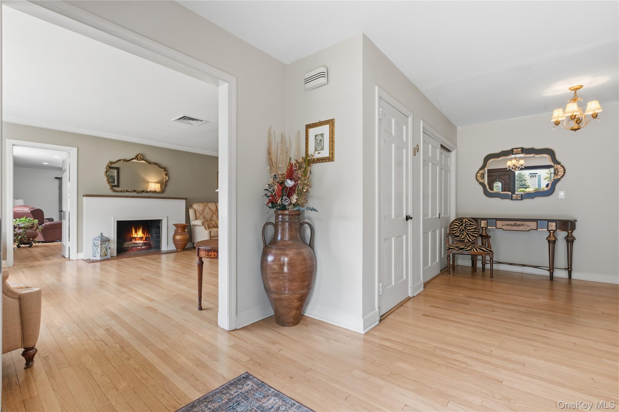 1 Hunting Ridge Road White Plains, NY 10605 - Photo 5 of 48 with view of Living Room