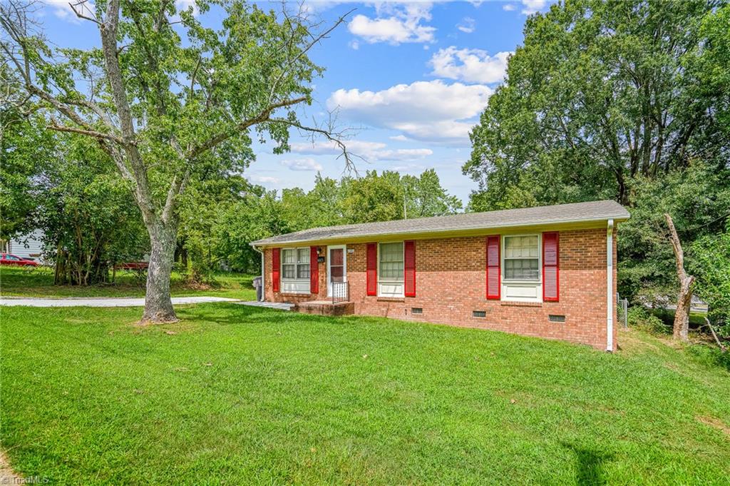 1301 Filbert Place High Point, NC 27260 - Photo 2 of 24 Gallery Image 2