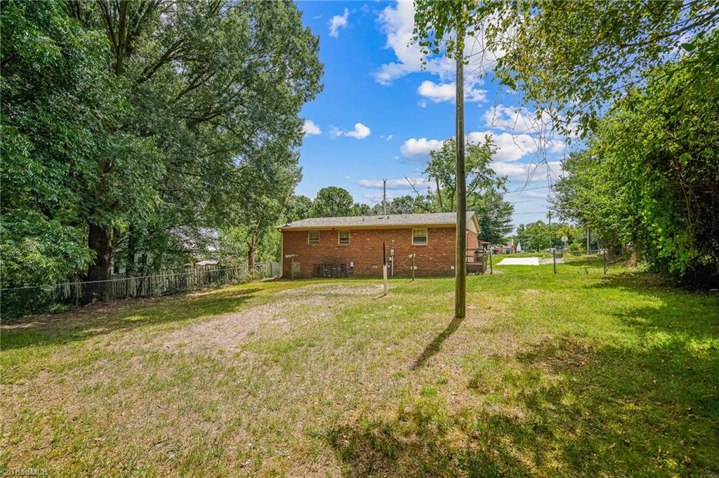 1301 Filbert Place High Point, NC 27260 - Photo 22 of 24 Gallery Image 22