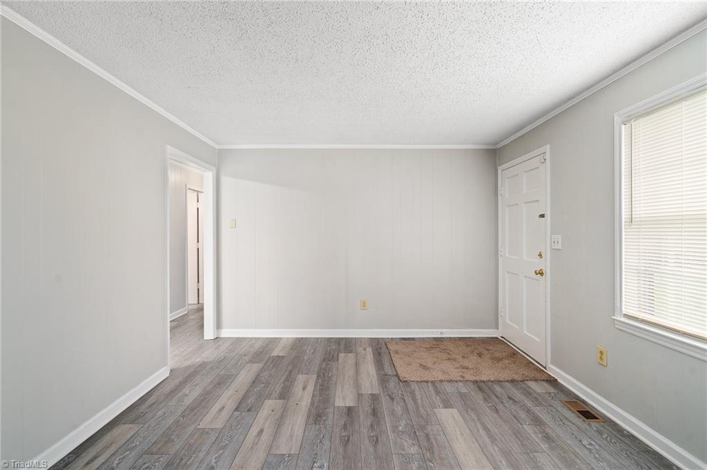 1301 Filbert Place High Point, NC 27260 - Photo 7 of 24 Gallery Image 7