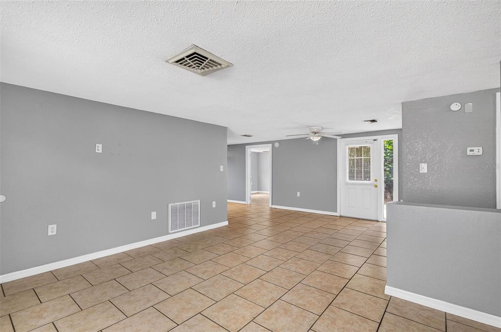 9831 Rainbow Lane Port Richey, FL 34668 - Photo 2 of 21 Gallery Image 2