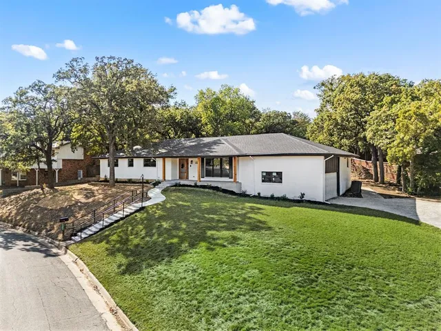 $520,000 | 1200 Tanglewood Trail, Euless, TX 76040