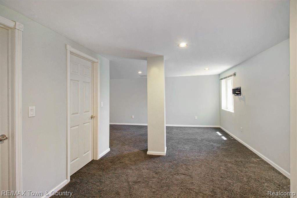 1382 Flushing Road Flushing, MI 48433 - Photo 30 of 43