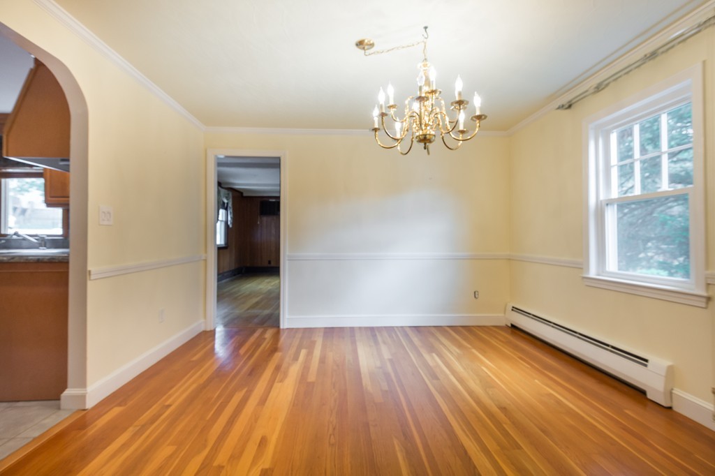 33 Endicott Road Stoneham, MA 02180 - Photo 11 of 23 Gallery Image 11