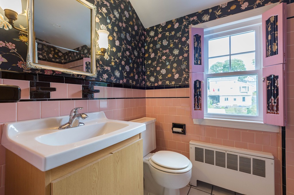 33 Endicott Road Stoneham, MA 02180 - Photo 21 of 23 Gallery Image 21
