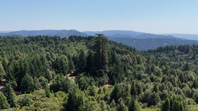 $3,000,000 | 39000 Crispin Road, Manchester, CA 95459
