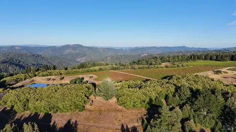 $3,000,000 | 39000 Crispin Road, Manchester, CA 95459