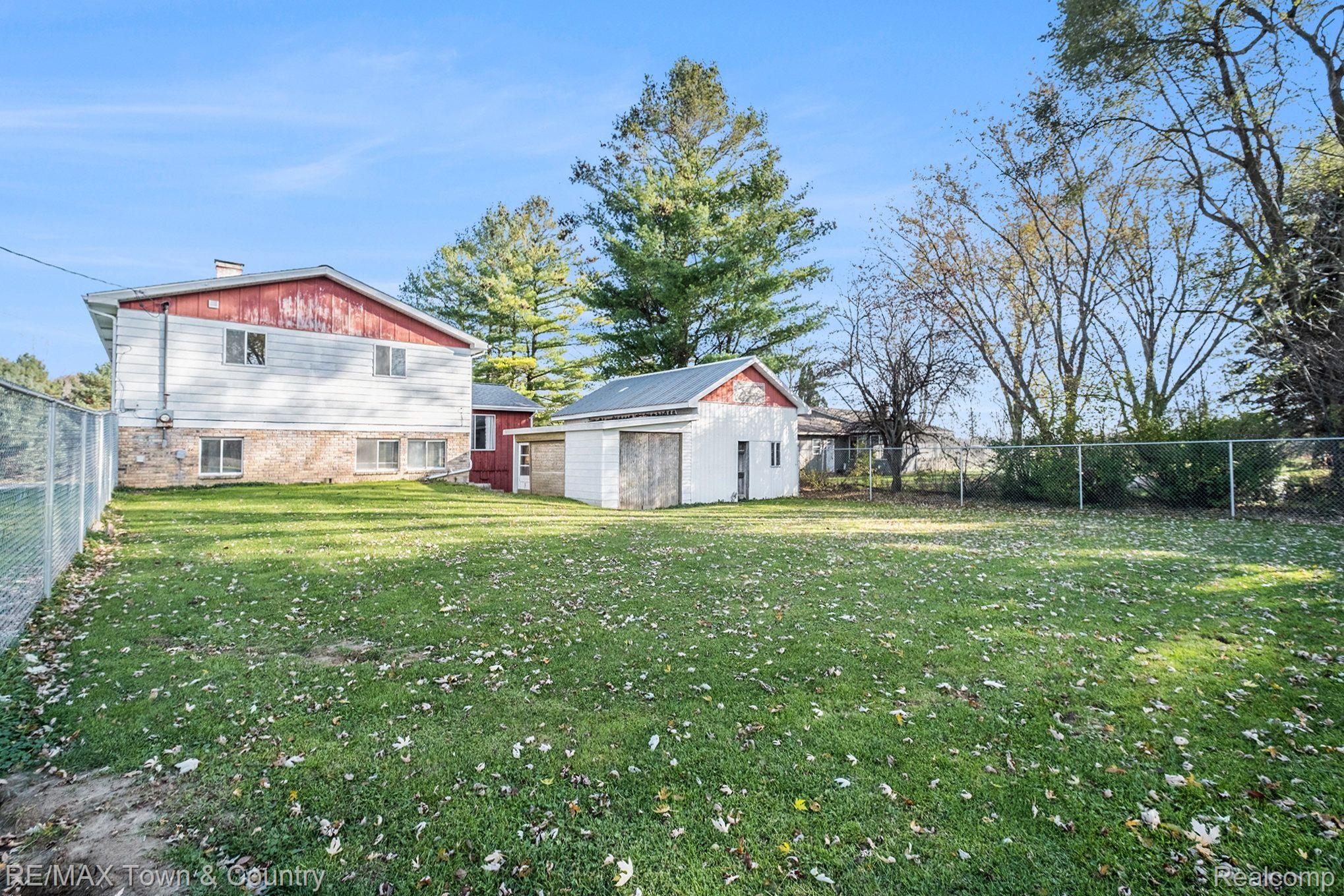 1285 North Van Vleet Road Flushing, MI 48433 - Photo 30 of 34 Gallery Image 30