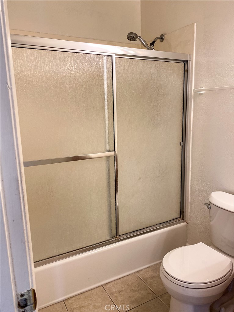 34072 Mazo Drive Dana Point, CA 92629 - Photo 34 of 73 Upper unit's full guest bathroom, off hallway