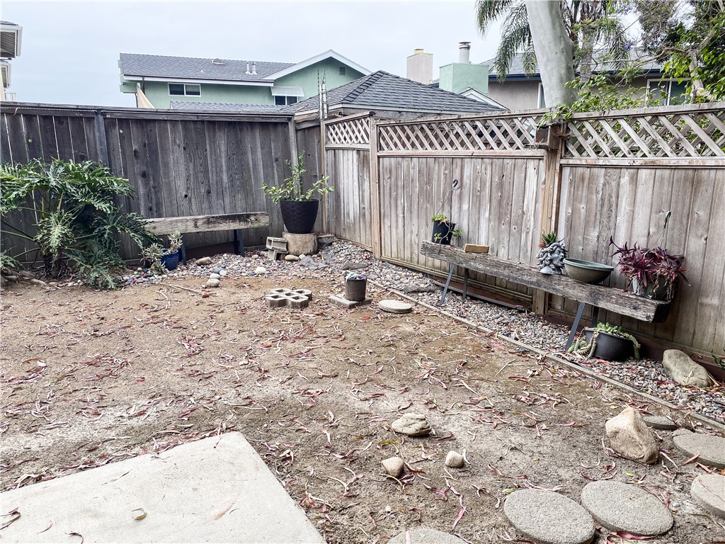 34072 Mazo Drive Dana Point, CA 92629 - Photo 73 of 73 Lower unit's private, fenced backyard, with patio doors from living area and master bedroom
