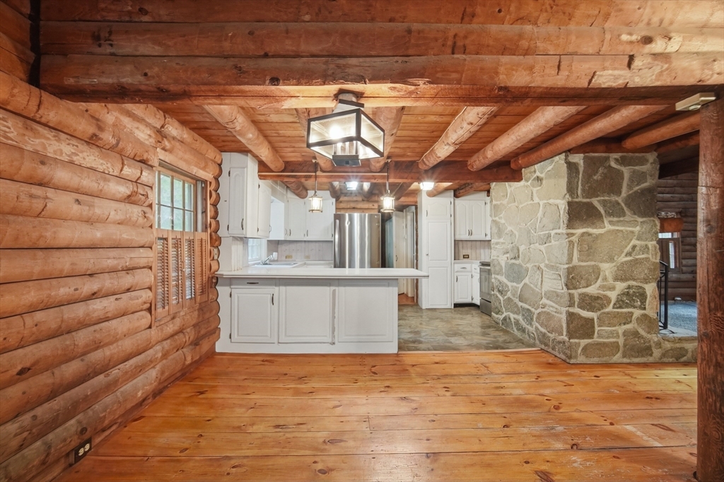 95 Packardville Road Pelham, MA 01002 - Photo 7 of 26