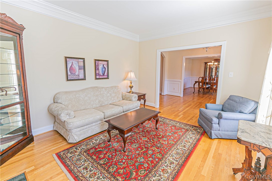 10180 Scots Landing Road Mechanicsville, VA 23116 - Photo 11 of 50 a living room with furniture and a rug