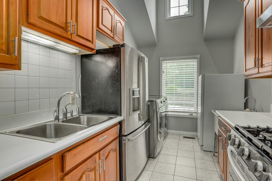1025 Jackson Road Covington, KY 41011 - Photo 11 of 45 Kitchen2