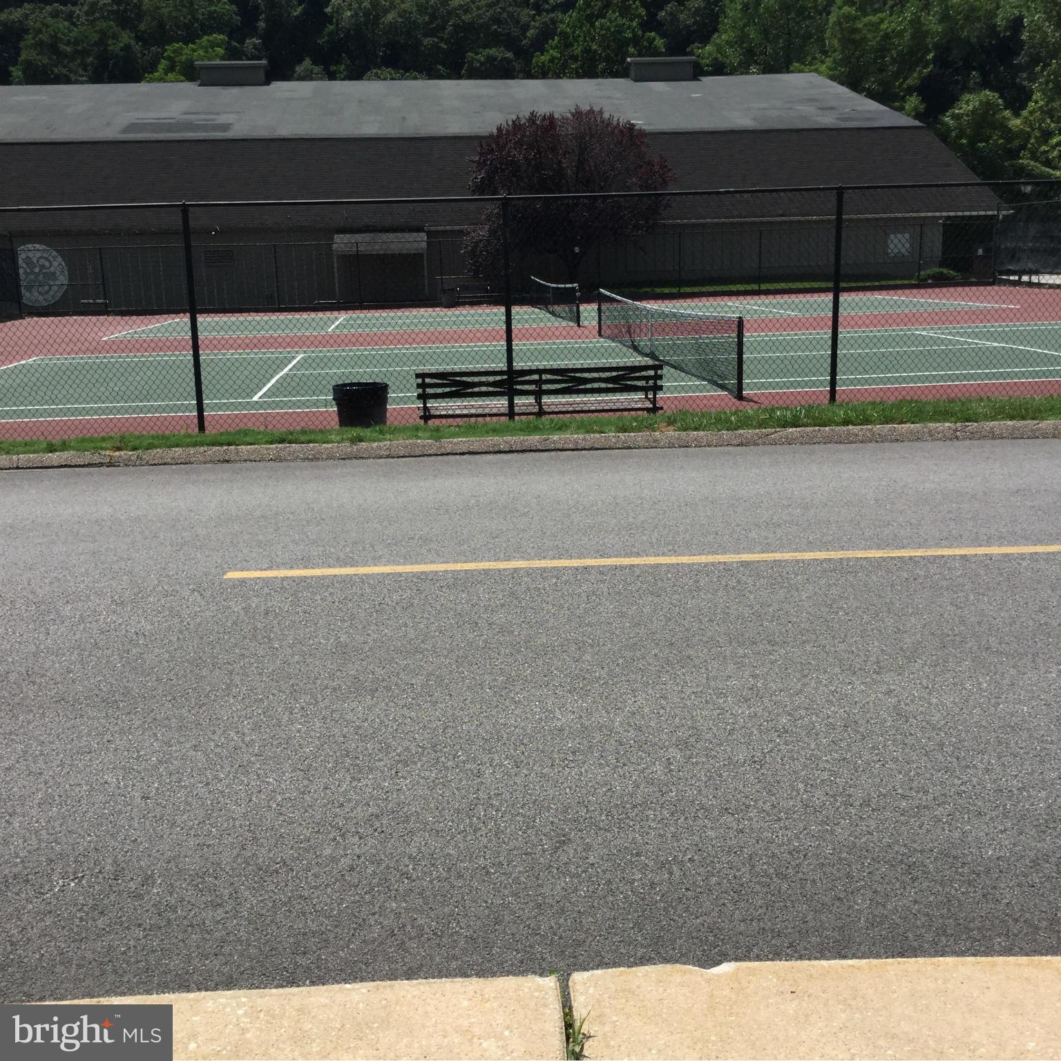 21 Hamill Road, Unit 21E Baltimore, MD 21210 - Photo 16 of 20 Exterior (General)
