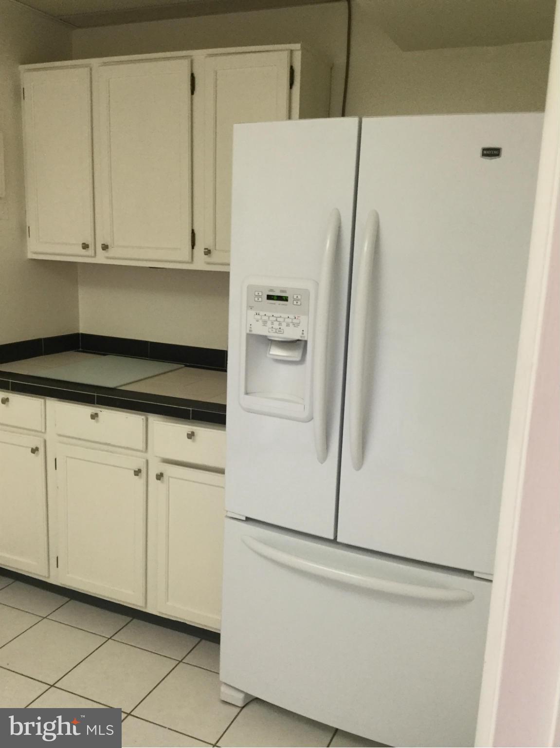 21 Hamill Road, Unit 21E Baltimore, MD 21210 - Photo 3 of 20 Kitchen