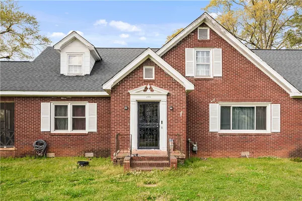 $265,000 | 108 West Hampton Avenue, Honea Path, SC 29654