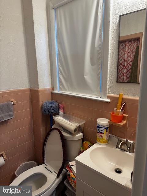 8560 Castor Avenue Philadelphia, PA 19152 - Photo 21 of 34