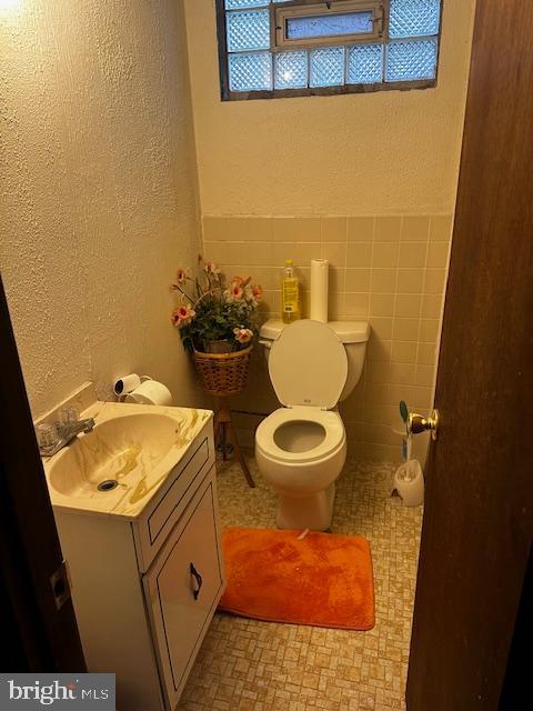 8560 Castor Avenue Philadelphia, PA 19152 - Photo 29 of 34