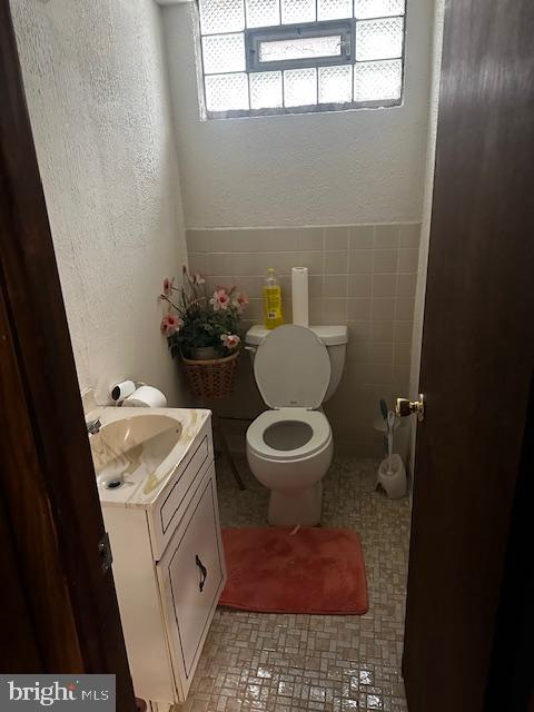 8560 Castor Avenue Philadelphia, PA 19152 - Photo 30 of 34