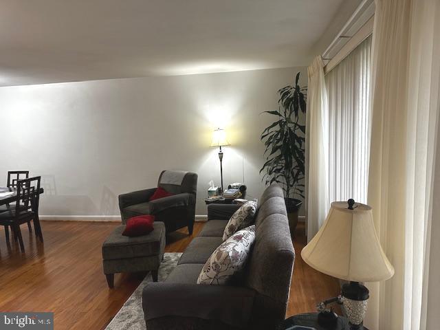 8560 Castor Avenue Philadelphia, PA 19152 - Photo 6 of 34