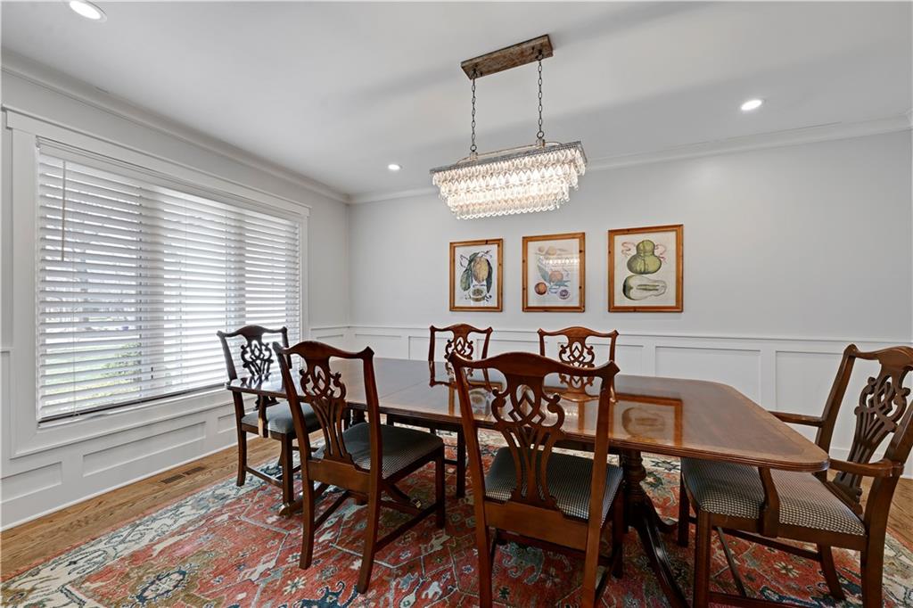 12321 Fairway Road Leawood, KS 66209 - Photo 11 of 62