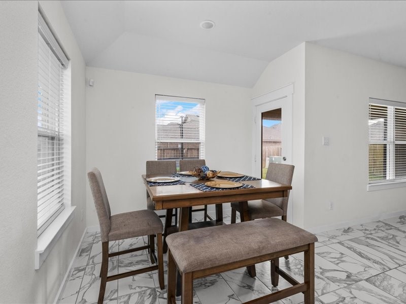 9203 Waldrick Trace Drive Rosharon, TX 77583 - Photo 17 of 35 a view of a dining room with furniture
