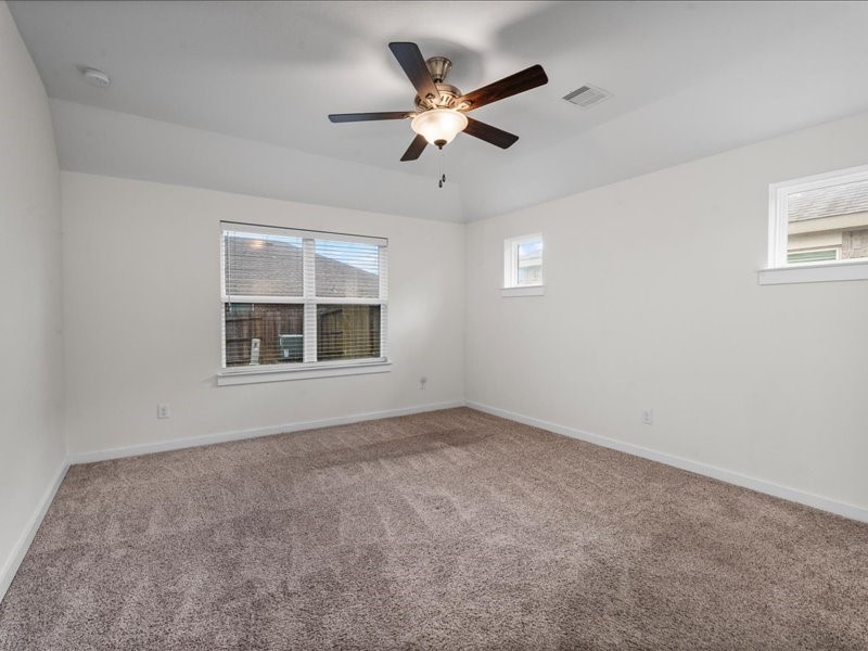 9203 Waldrick Trace Drive Rosharon, TX 77583 - Photo 21 of 35 a view of an empty room with a window