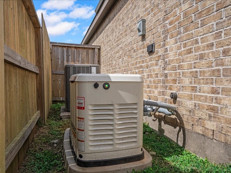 9203 Waldrick Trace Drive Rosharon, TX 77583 - Photo 32 of 35