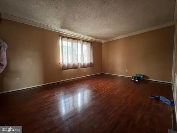 $2,400 | 5880 Whisper Way, Unit 1606, Elkridge, MD 21075