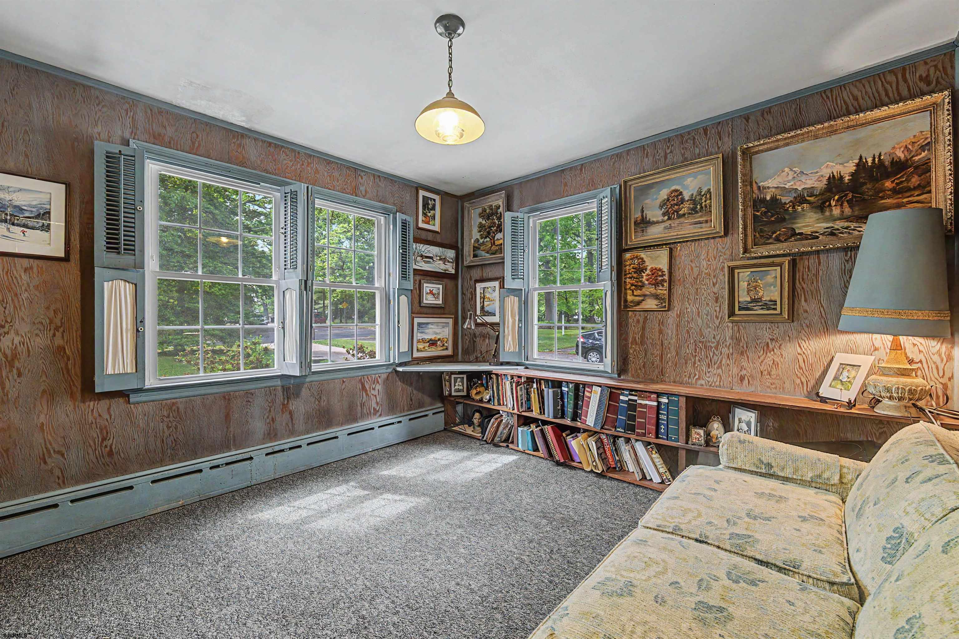 144 Pitney Road Absecon, NJ 08201 - Photo 19 of 47 a living room with furniture and a window