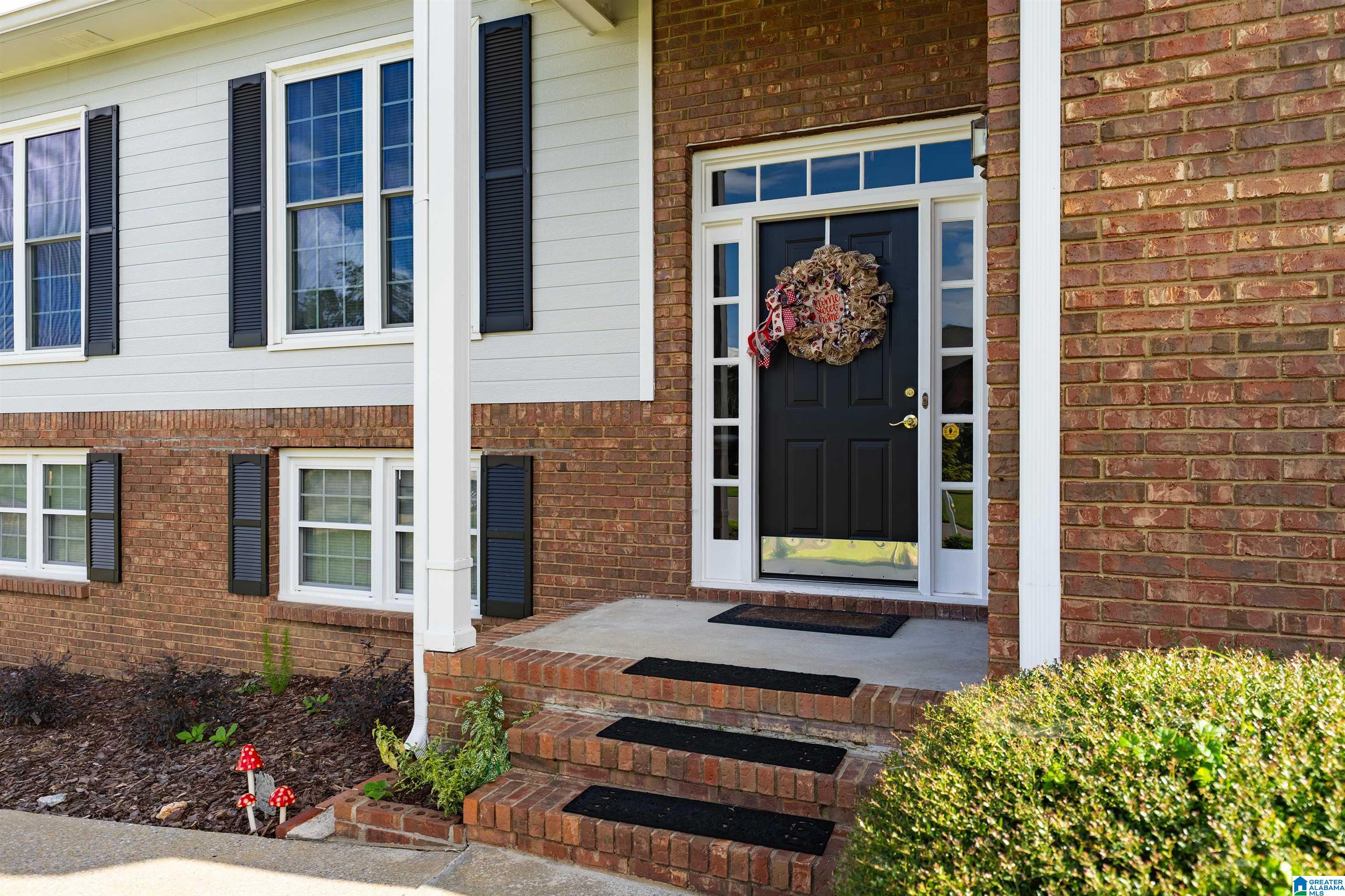 141 Heather Ridge Drive Pelham, AL 35124 - Photo 4 of 30 Gallery Image 4