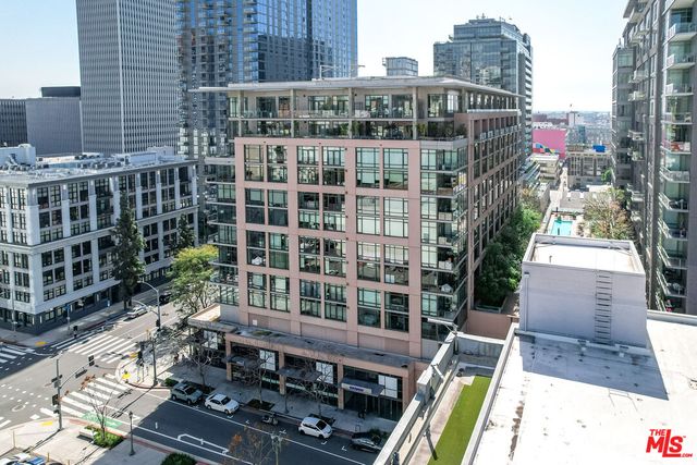 $735,000 | 1111 South Grand Avenue, Unit 716, Los Angeles, CA 90015
