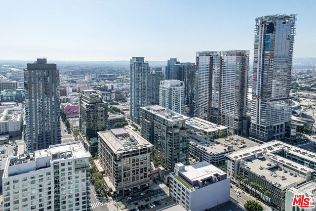 $735,000 | 1111 South Grand Avenue, Unit 716, Los Angeles, CA 90015